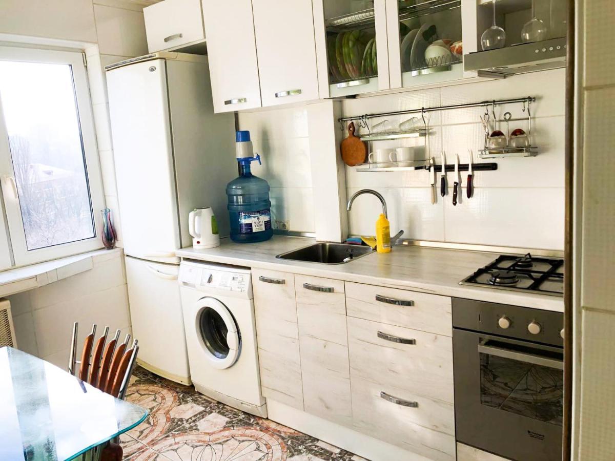 Zhulyany Rooms Київ Екстер'єр фото